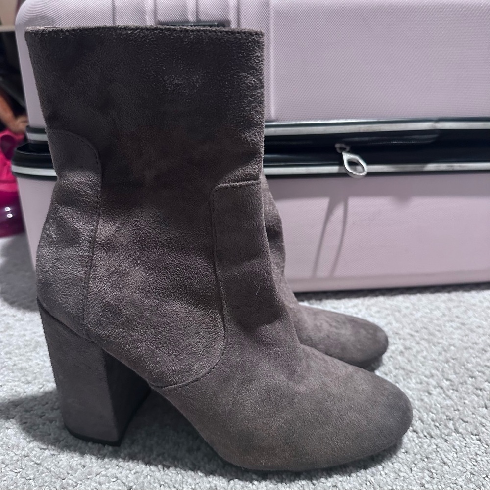 Forever 21 brown grey suede ankle boots